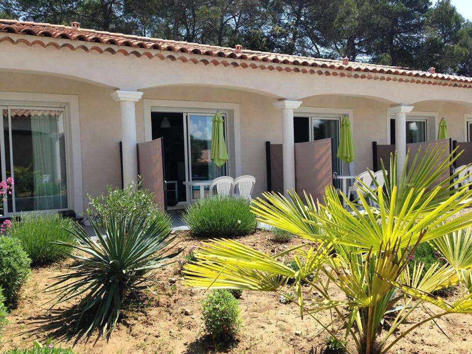 Villa Des Soleils Sillans-la Cascade Exterior photo